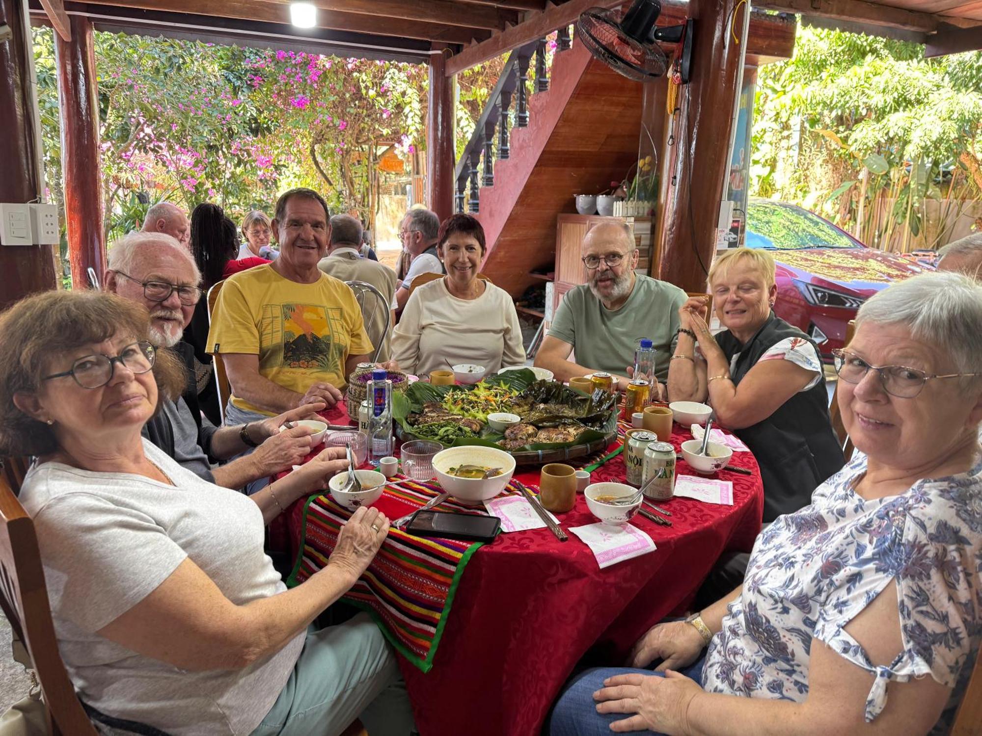 Minh Ngoc Homestay Dien Bien Phu Ban Hin Lom Extérieur photo